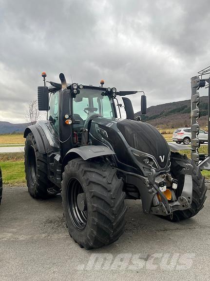 Valtra T234D トラクター