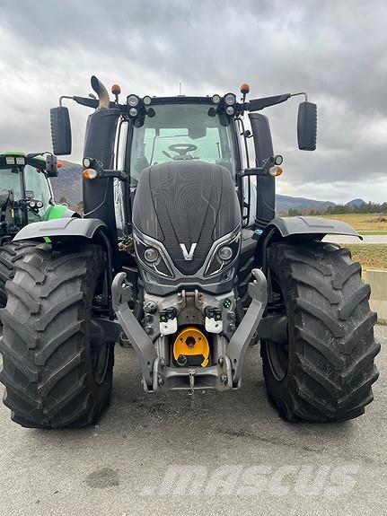 Valtra T234D トラクター
