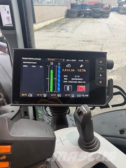 Valtra T234D トラクター