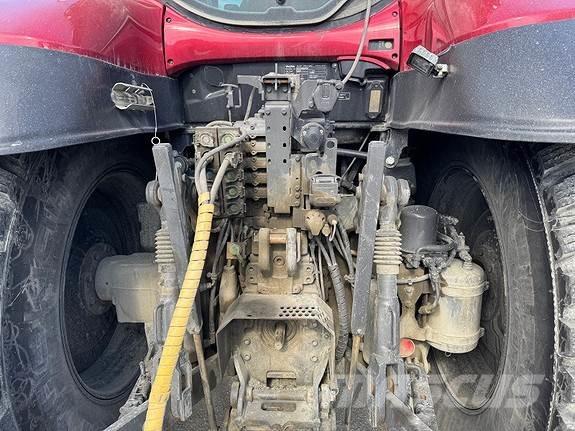 Valtra T235 トラクター