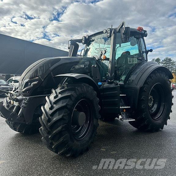 Valtra T235 Direct トラクター