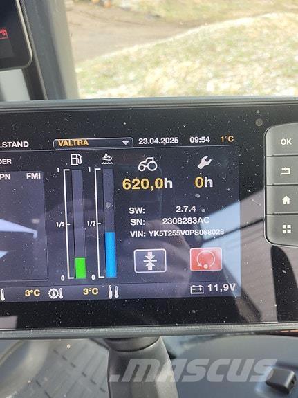 Valtra T255 トラクター