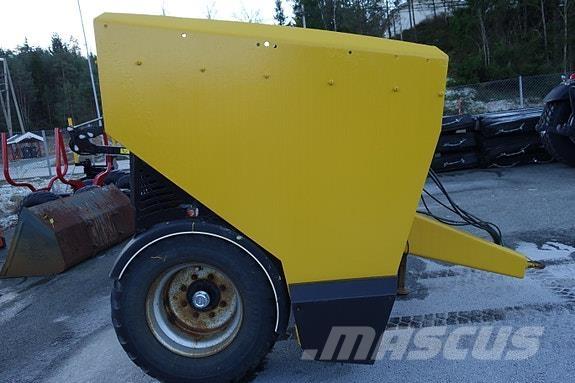 Vama 5 kubikk その他道路と除雪の機械