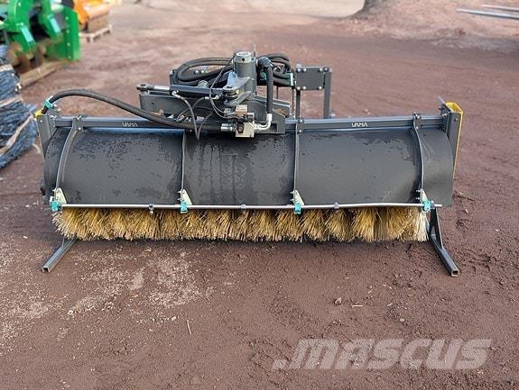 Vama EHA2200L その他道路と除雪の機械