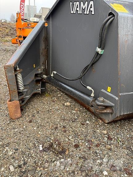 Vama EPS 210 その他道路と除雪の機械