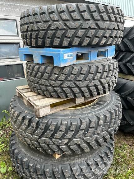  Vinterhjul til JD その他道路と除雪の機械