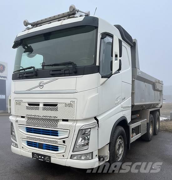 Volvo FH540 6x4 ダンプ