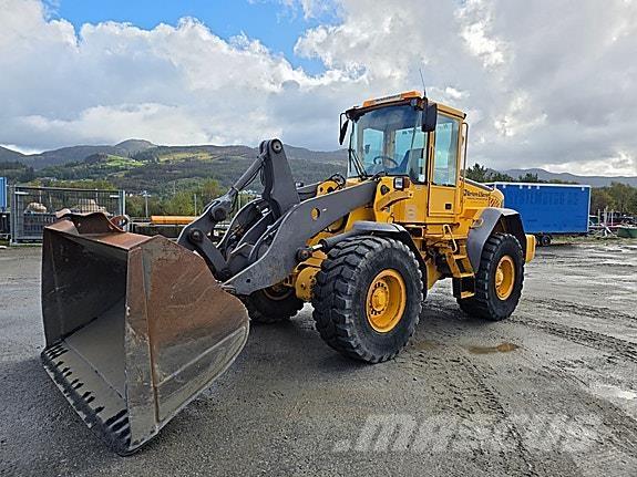 Volvo L90E ホイールローダー・タイヤショベル