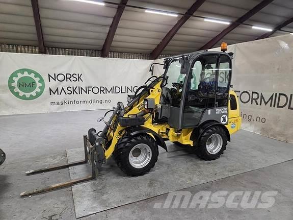 Wacker Neuson WL25 ツールキャリア