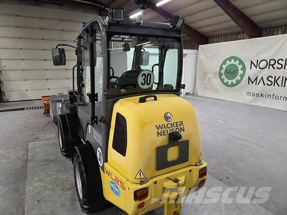 Wacker Neuson WL25 ツールキャリア