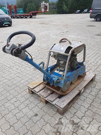 Weber CR 4 E アスファルトフィニッシャ