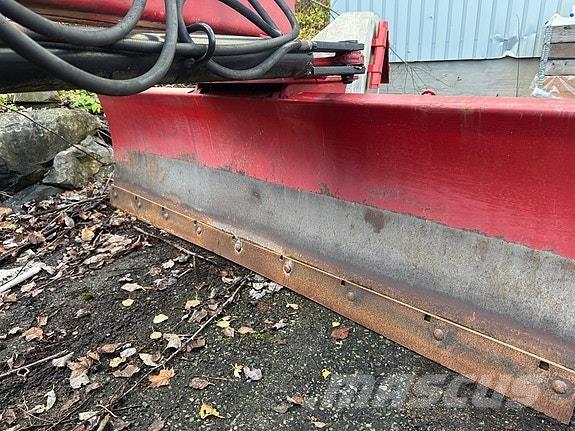   その他道路と除雪の機械