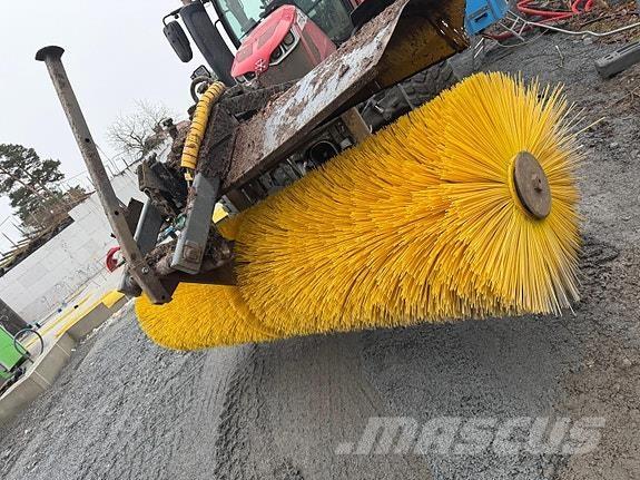   その他道路と除雪の機械