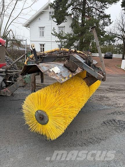   その他道路と除雪の機械