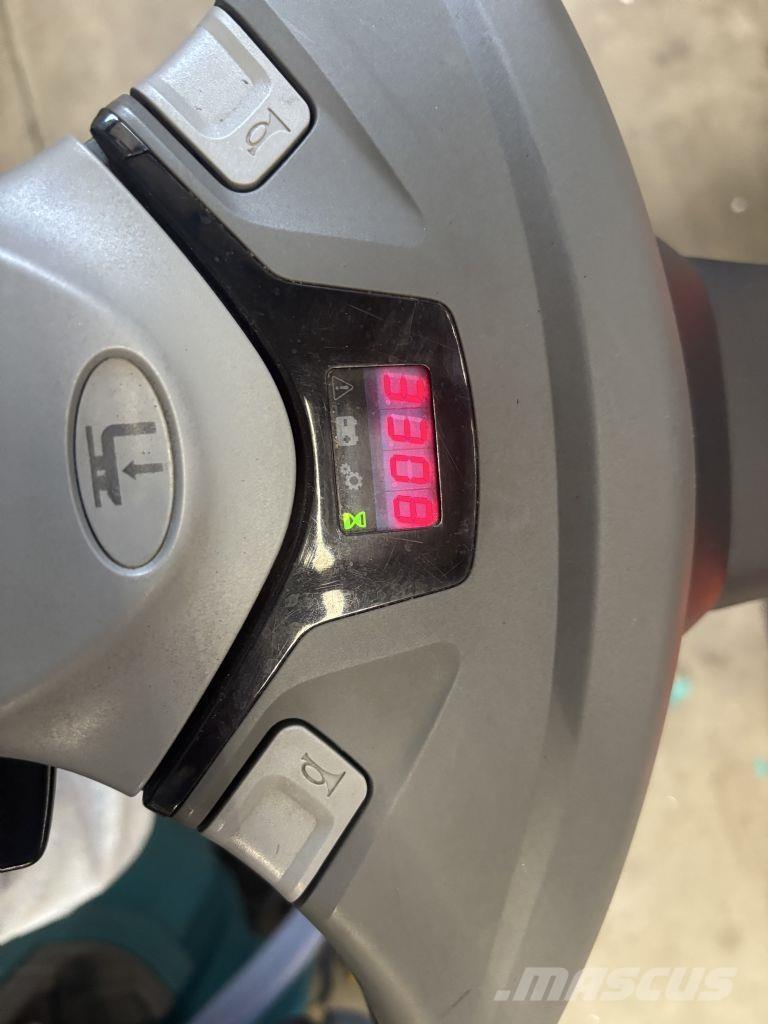 BT SWE120L ウォーキンフォークリフト