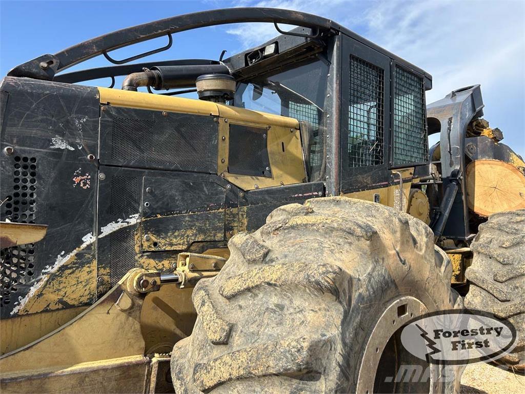 CAT 525B スキッダー