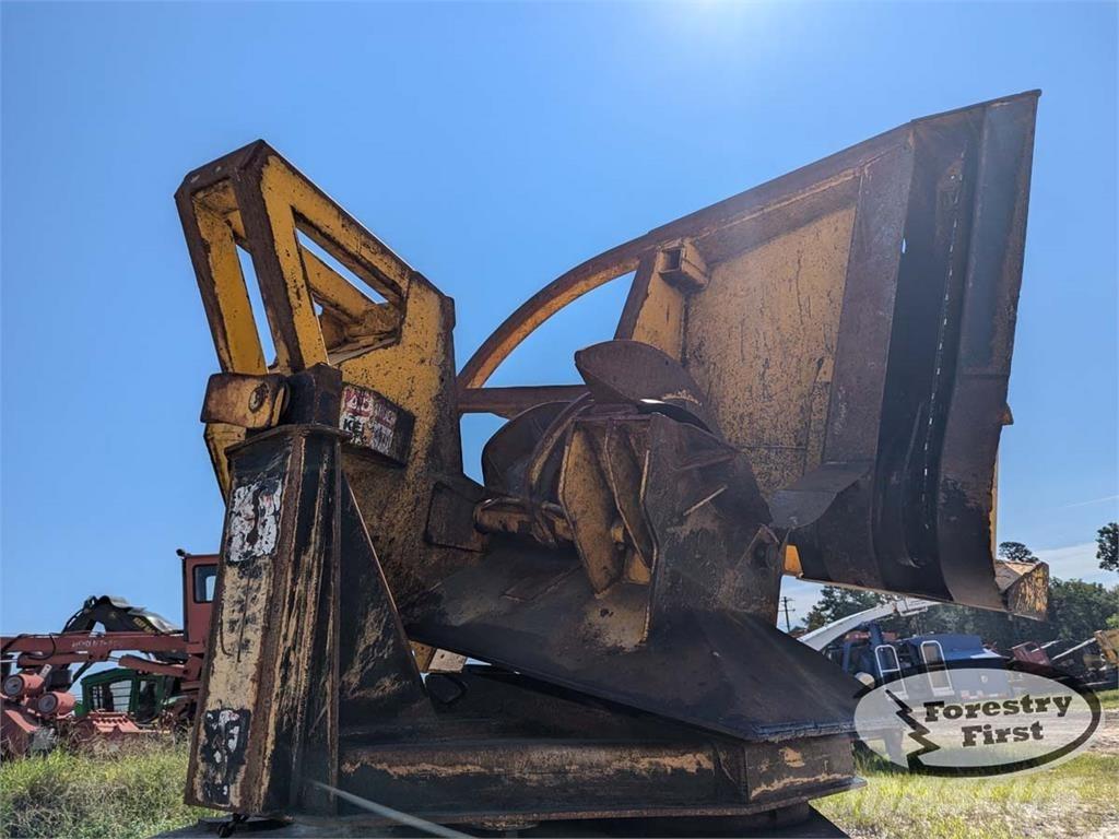 CSI 264 枝払い機