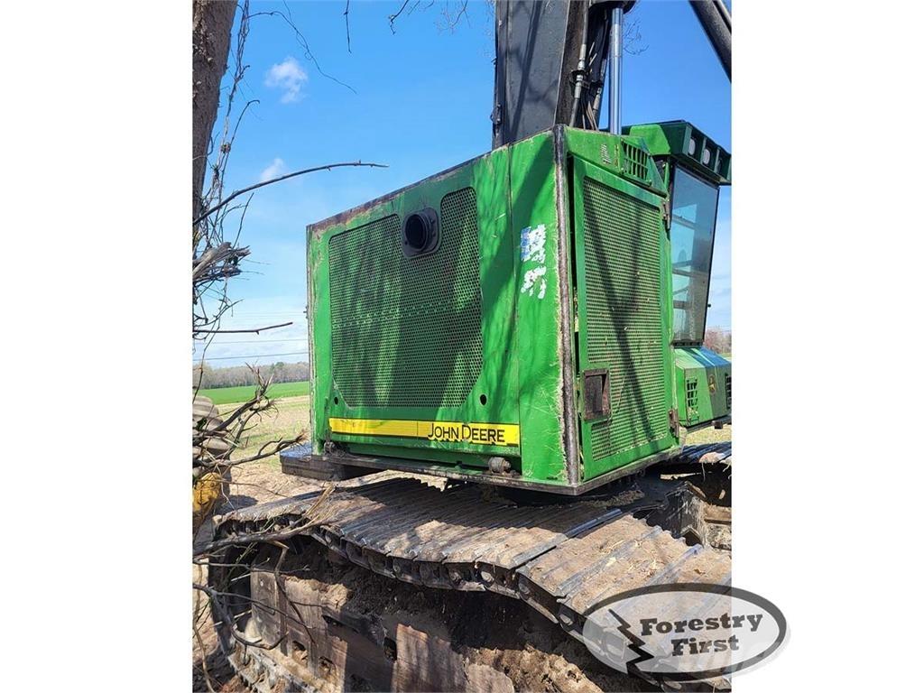 John Deere 753J フェラーバンチャー