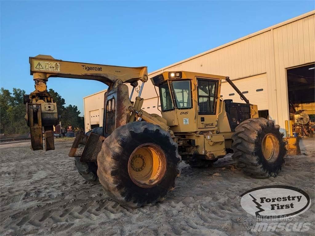 Tigercat 610E スキッダー