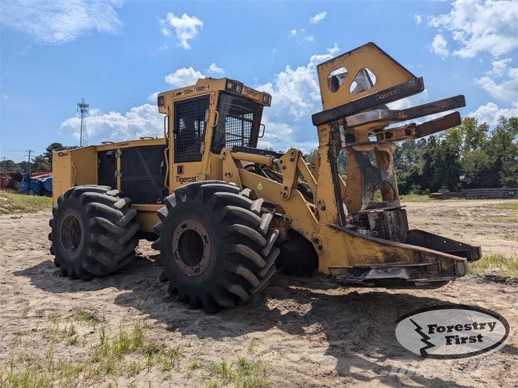 Tigercat 720G フェラーバンチャー