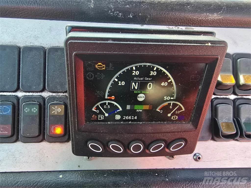 Terberg YT182 ターミナルトラクター