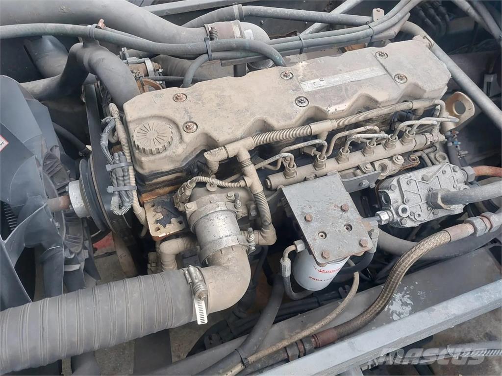 Terberg YT182 ターミナルトラクター