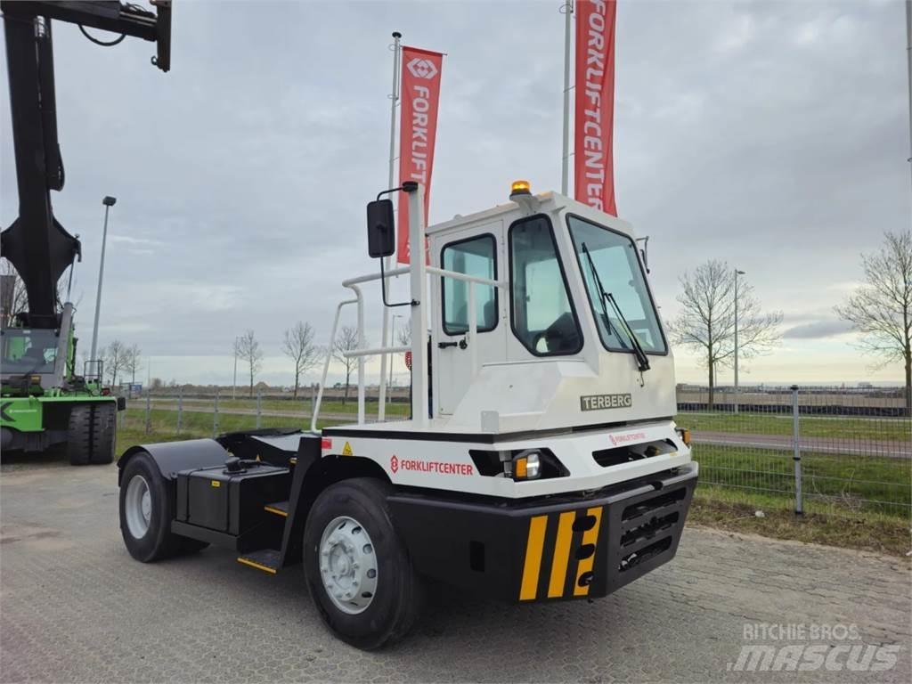 Terberg YT220 ターミナルトラクター