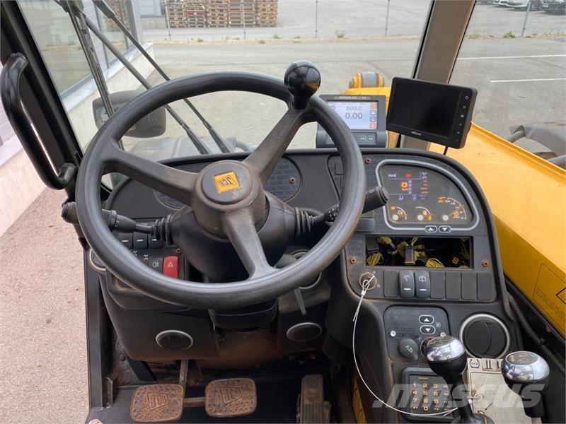 JCB 531-70 テレスコーピックハンドラー