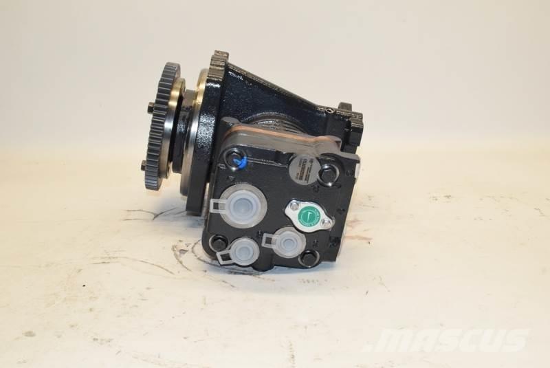 CAT  トラック・トレーラー - 　その他