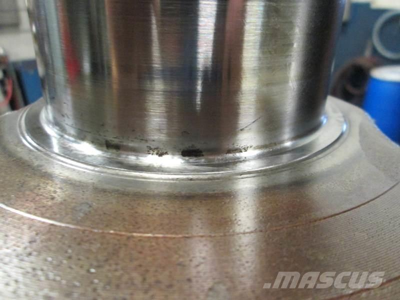 CAT C10 トラック・トレーラー - 　その他