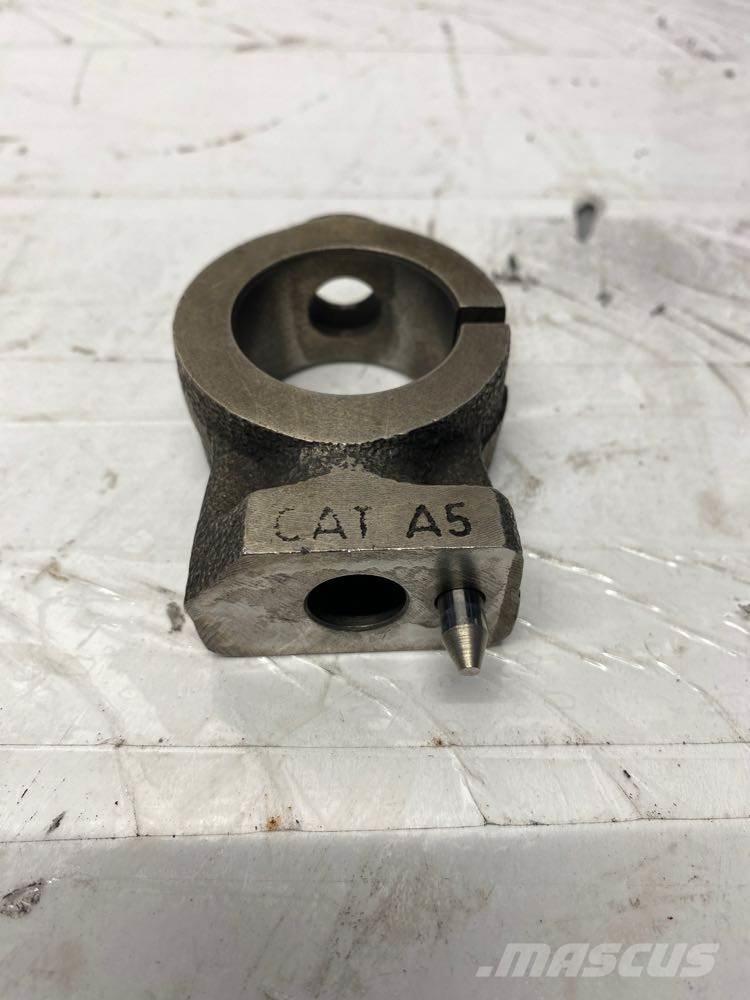 CAT C13 トラック・トレーラー - 　その他