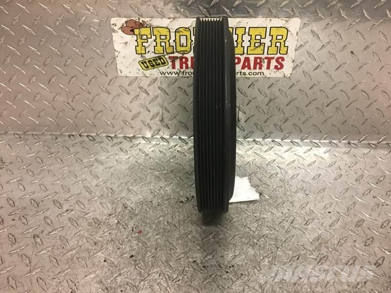 CAT C13 トラック・トレーラー - 　その他