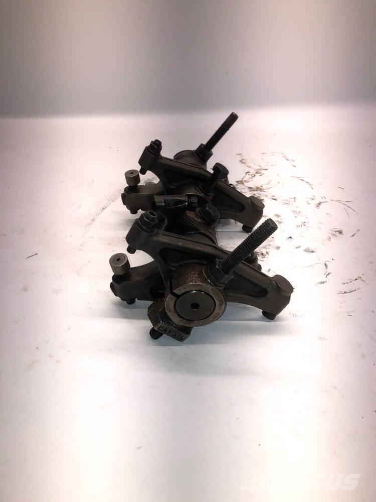 CAT C13 トラック・トレーラー - 　その他