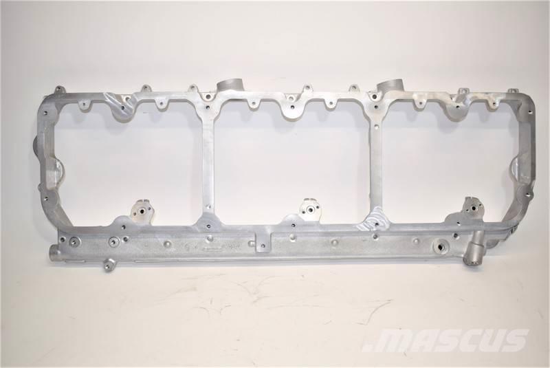 CAT C15 トラック・トレーラー - 　その他