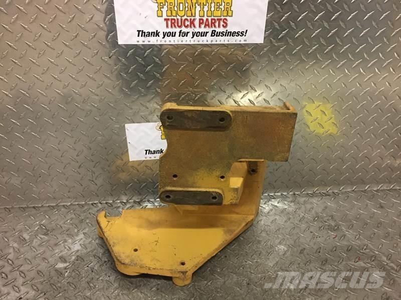 CAT C15 トラック・トレーラー - 　その他