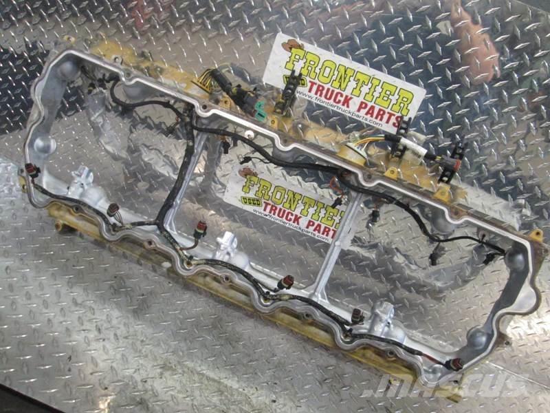 CAT C15 トラック・トレーラー - 　その他