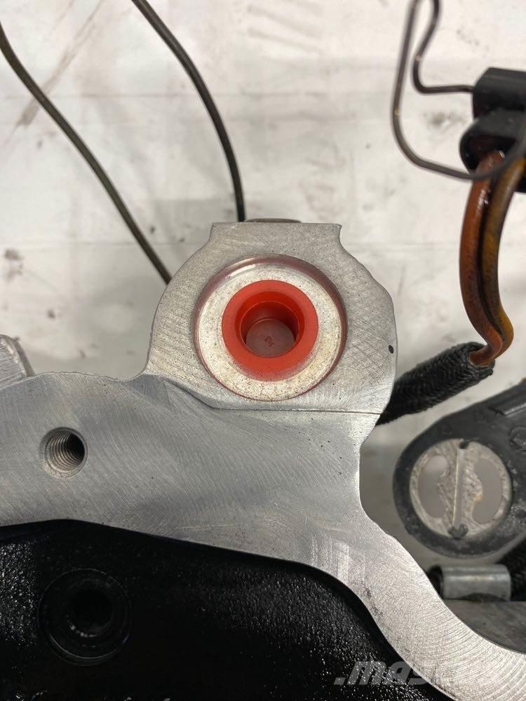 CAT C15 トラック・トレーラー - 　その他