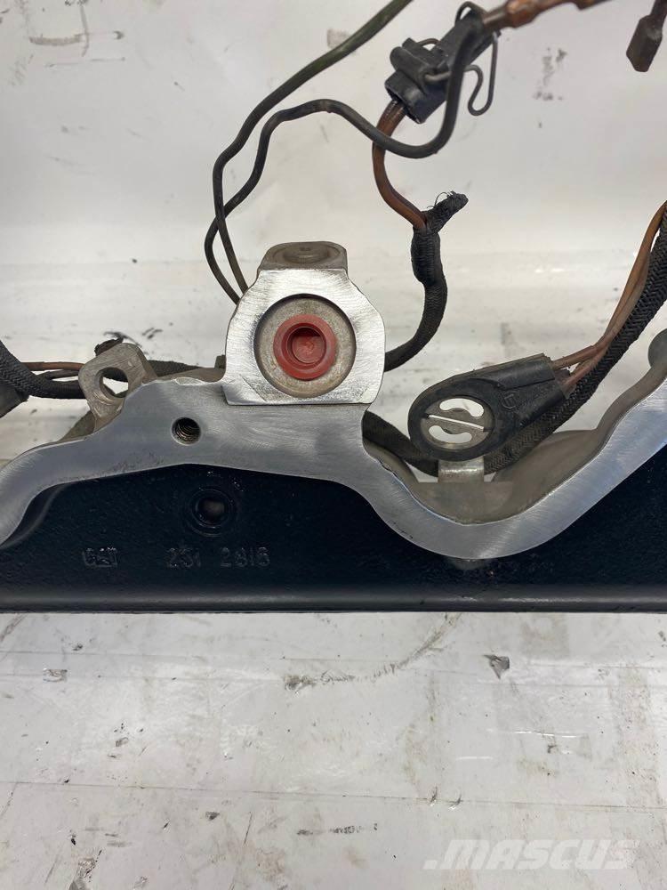 CAT C15 トラック・トレーラー - 　その他