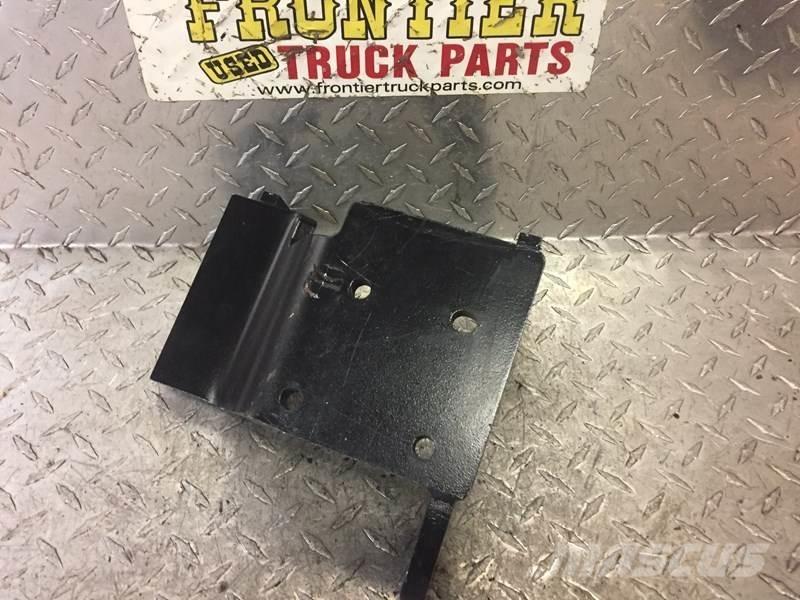 Cummins  トラック・トレーラー - 　その他