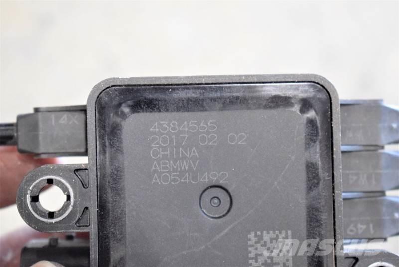 Cummins  トラック・トレーラー - 　その他