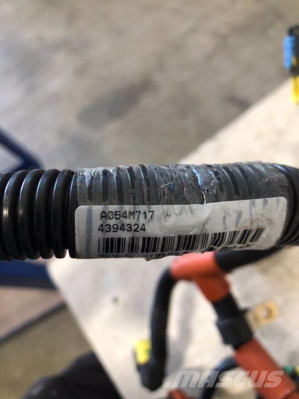 Cummins  トラック・トレーラー - 　その他