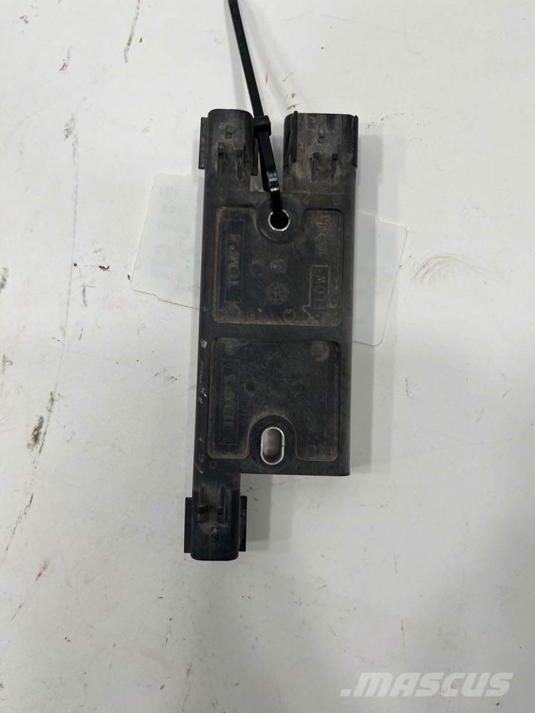 Cummins  トラック・トレーラー - 　その他