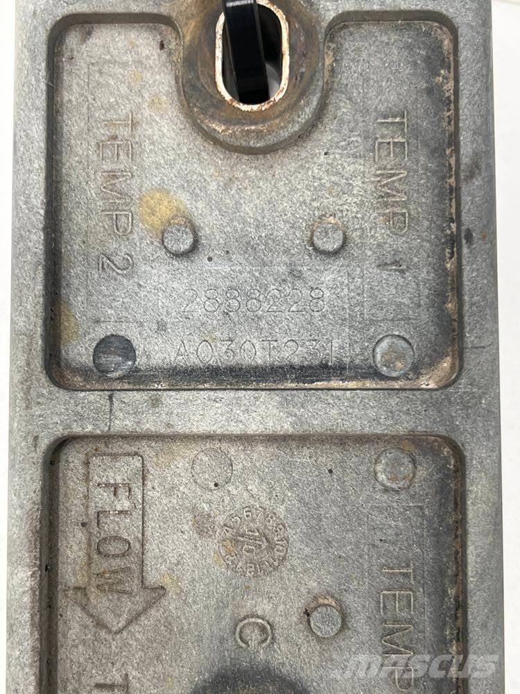 Cummins  トラック・トレーラー - 　その他