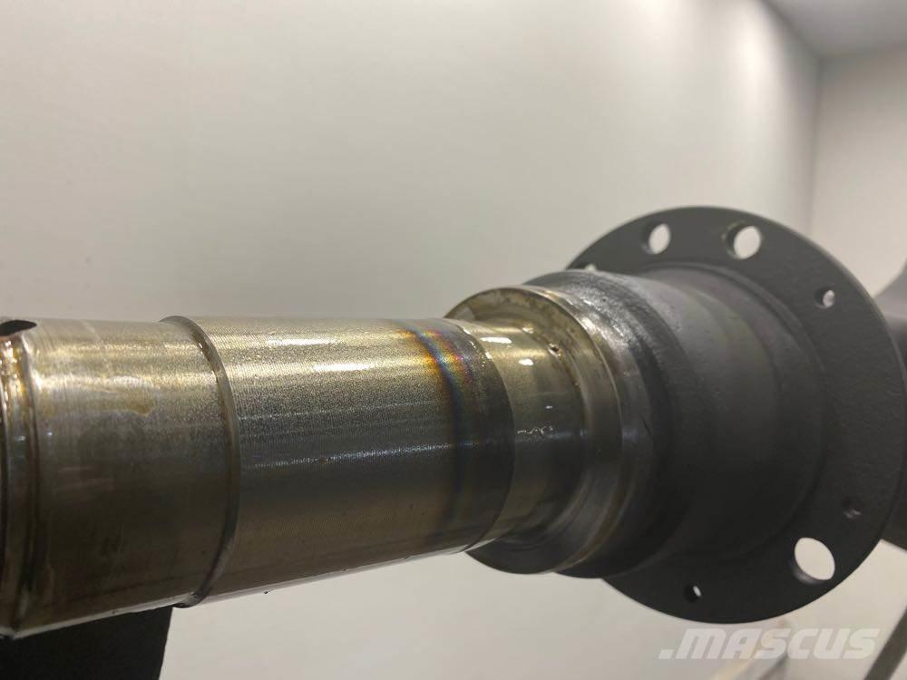  Dana S-135 アクスル