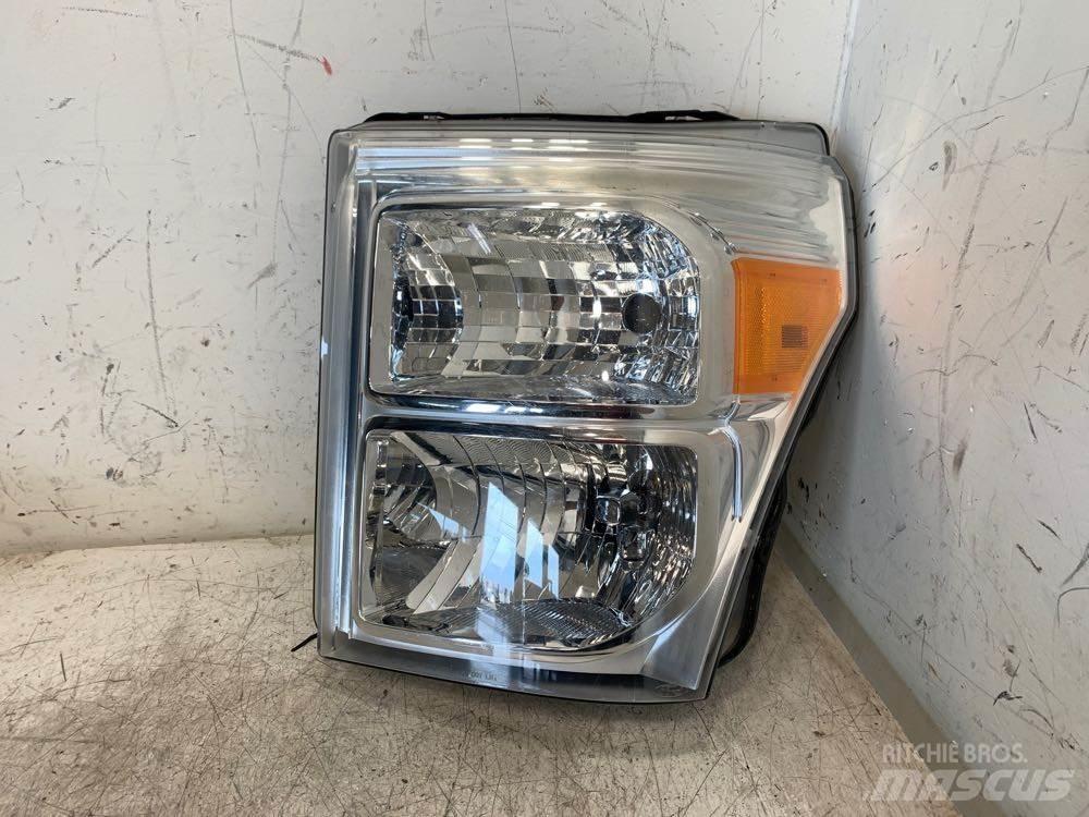Ford F-550 電子機器