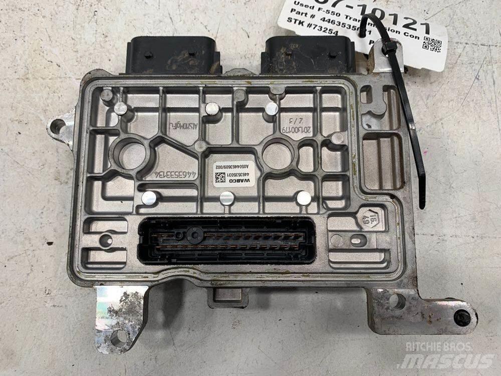 Ford F-550 ギアボックス
