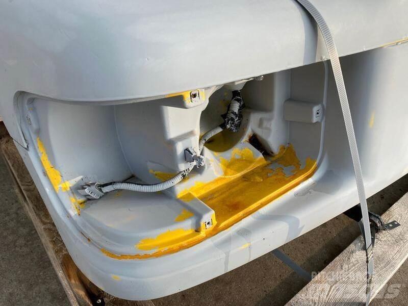 Ford L8501 キャビン及び内装