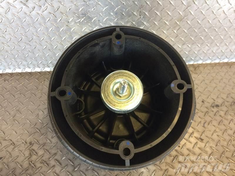 Goodyear  シャーシ及びサスペンション