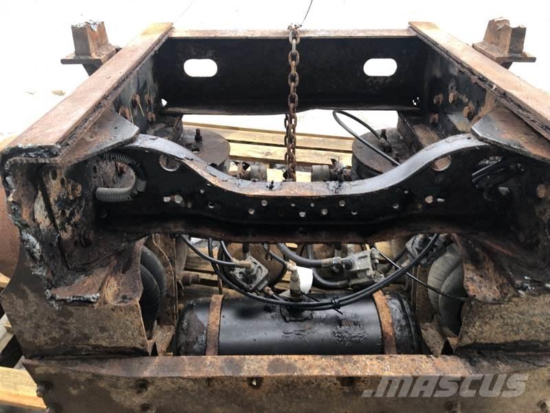  Lift Axle アクスル