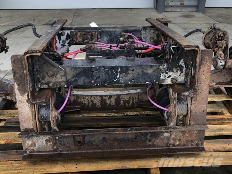  Lift Axle アクスル